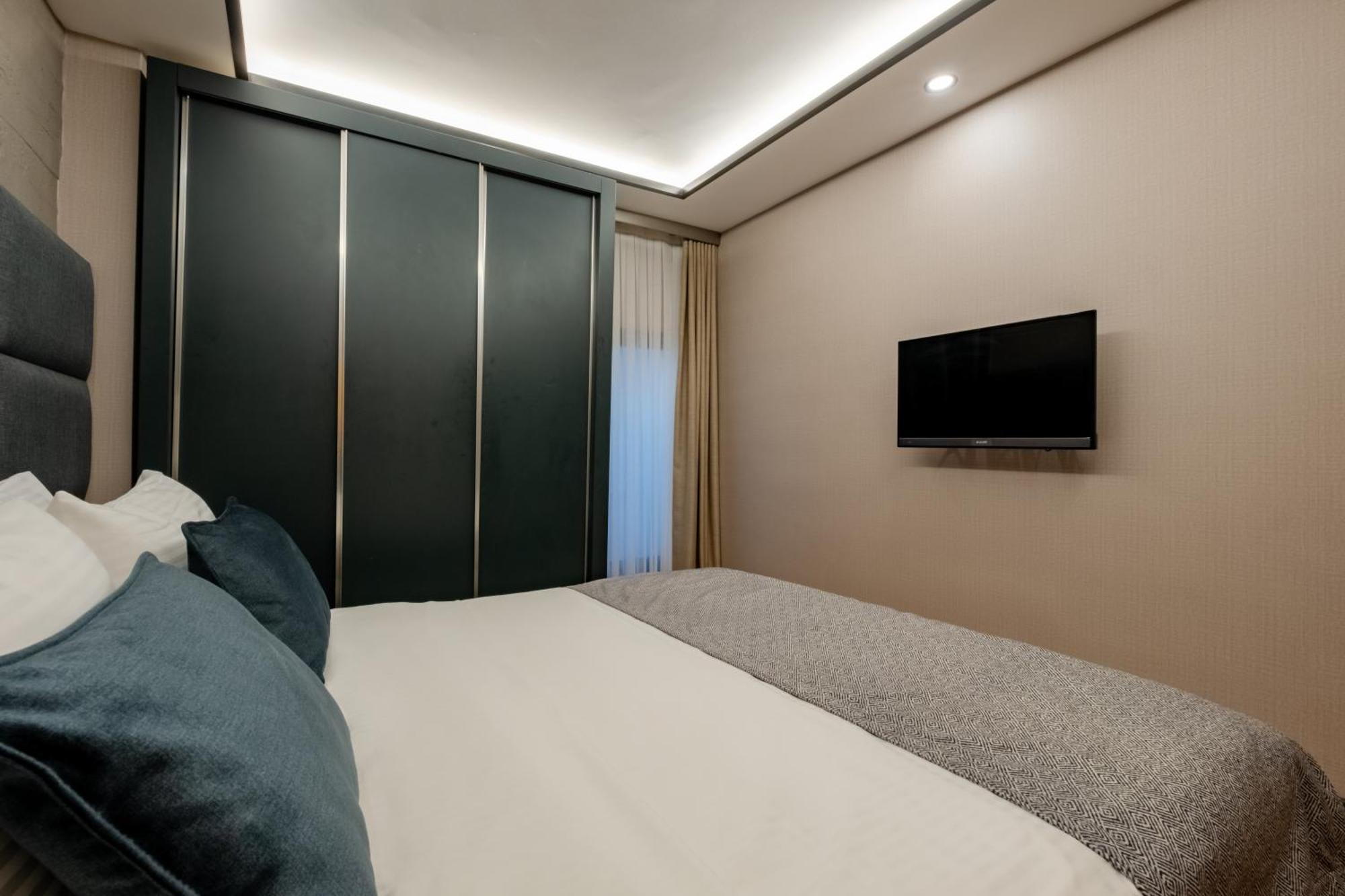 The Row Suites Taksim Истанбул Екстериор снимка